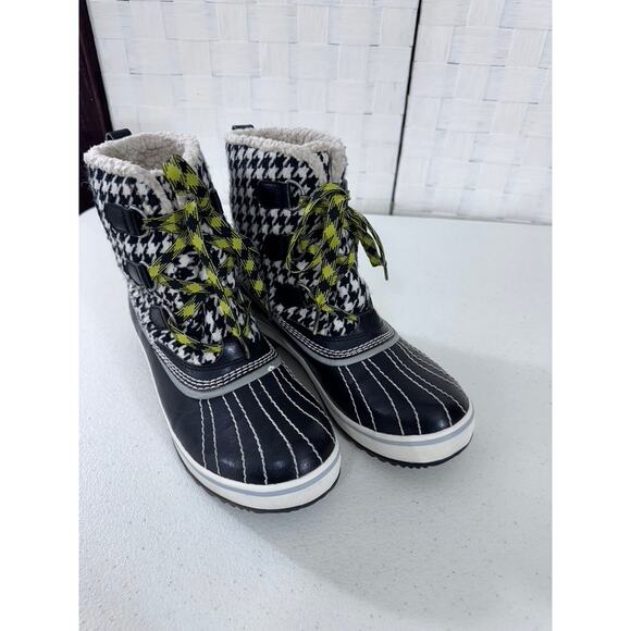 Sorel Shoes - "SOREL" Tivoli, Women's Boots,Houndstooth Plaid, Winter, Waterproof, 7, SEE PICS